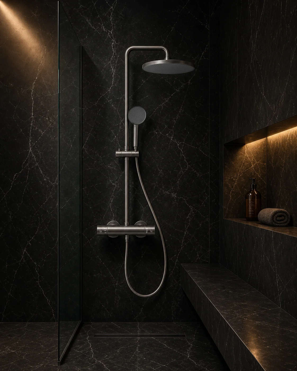 Gun grey Rima column in a black marble suite